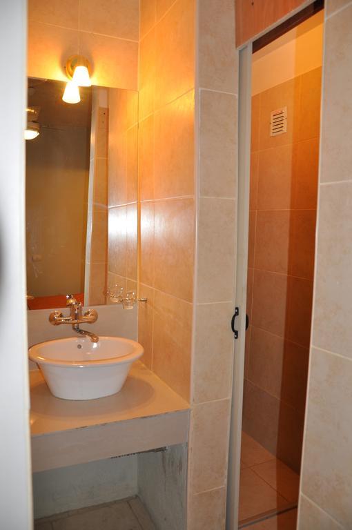 Hotel Inti Huasi サン・フェルナンド・デル・バジェ・デ・カタマルカ エクステリア 写真