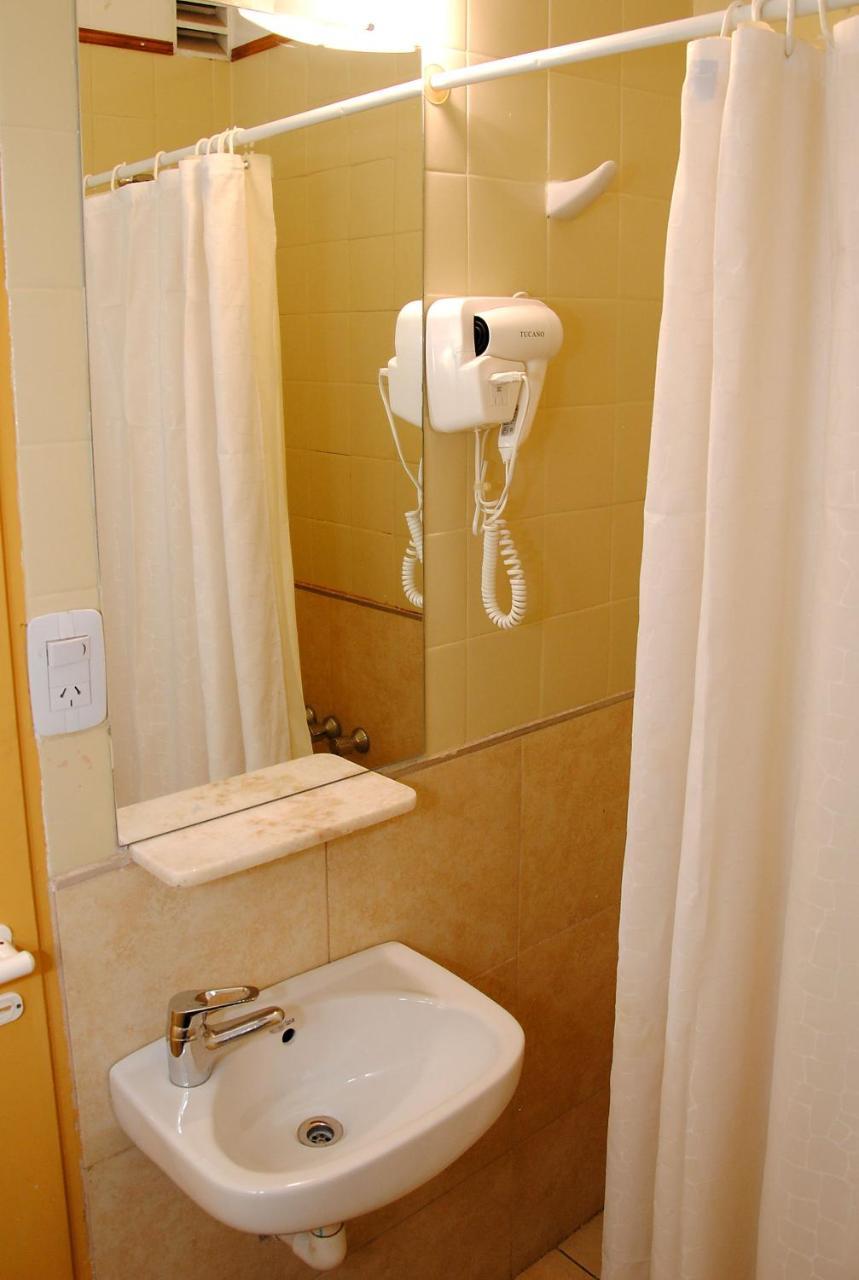 Hotel Inti Huasi サン・フェルナンド・デル・バジェ・デ・カタマルカ エクステリア 写真
